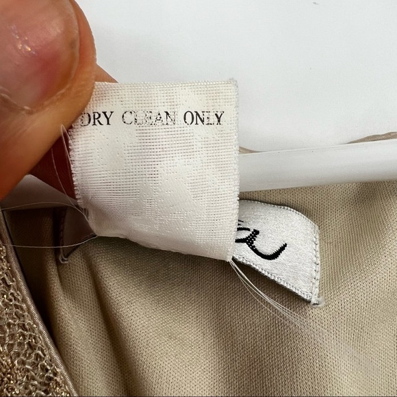 Patra cream lace overlay dress size 10 sleeveless - Picture 9 of 9